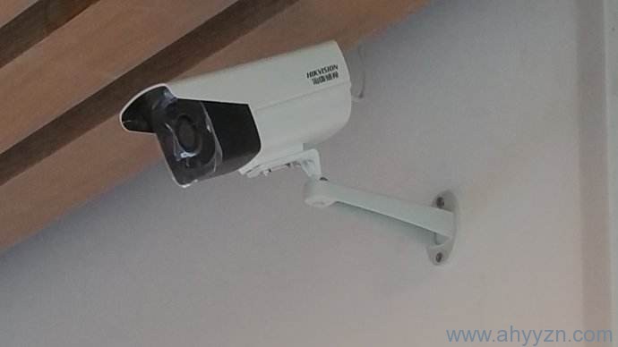 监控摄像机供电模式解析与应用指南